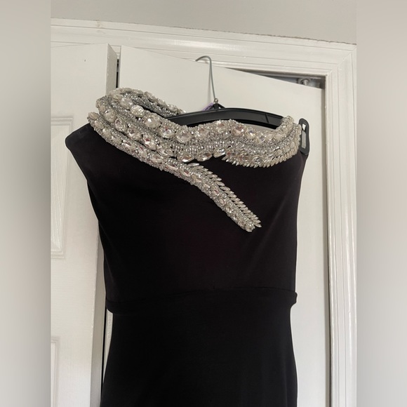 Albina Dyla Black Gown - Picture 4 of 7